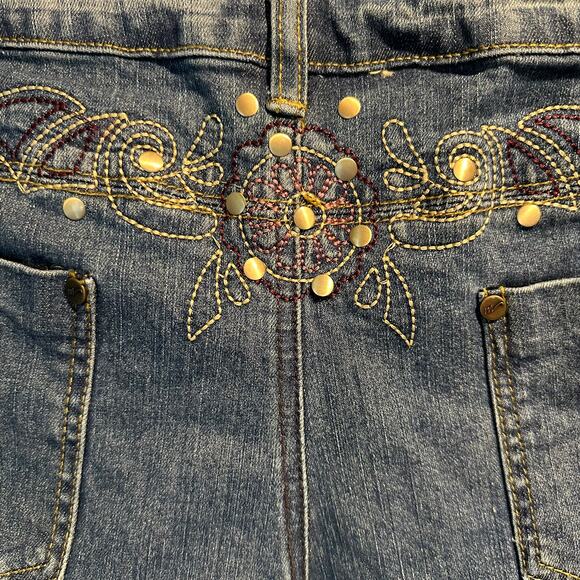 Midnight Velvet Size 16 Wide Leg Denim Embroidered Studs Boho Fashion Jeans - Picture 9 of 9